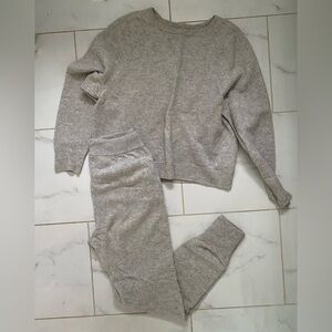100% Cashmere Set